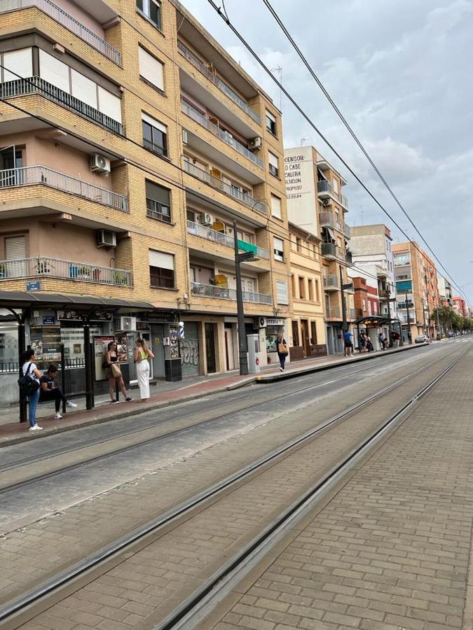Esmeralda Apartment With Free Private Underground Parking Valencia Luaran gambar