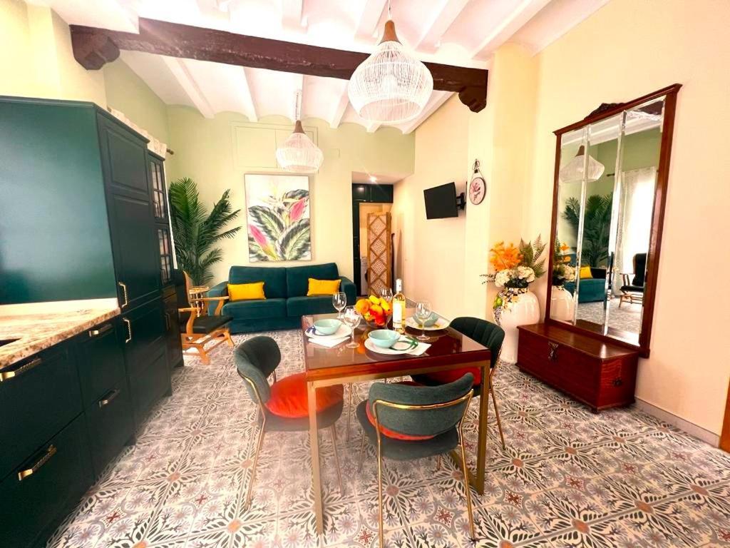 Esmeralda Apartment With Free Private Underground Parking Valencia Luaran gambar