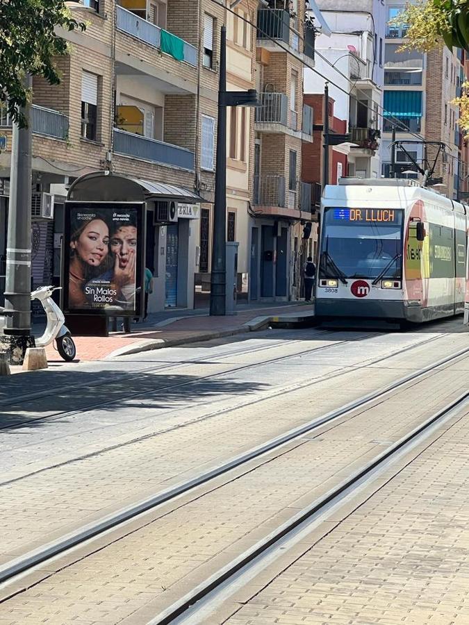 Esmeralda Apartment With Free Private Underground Parking Valencia Luaran gambar