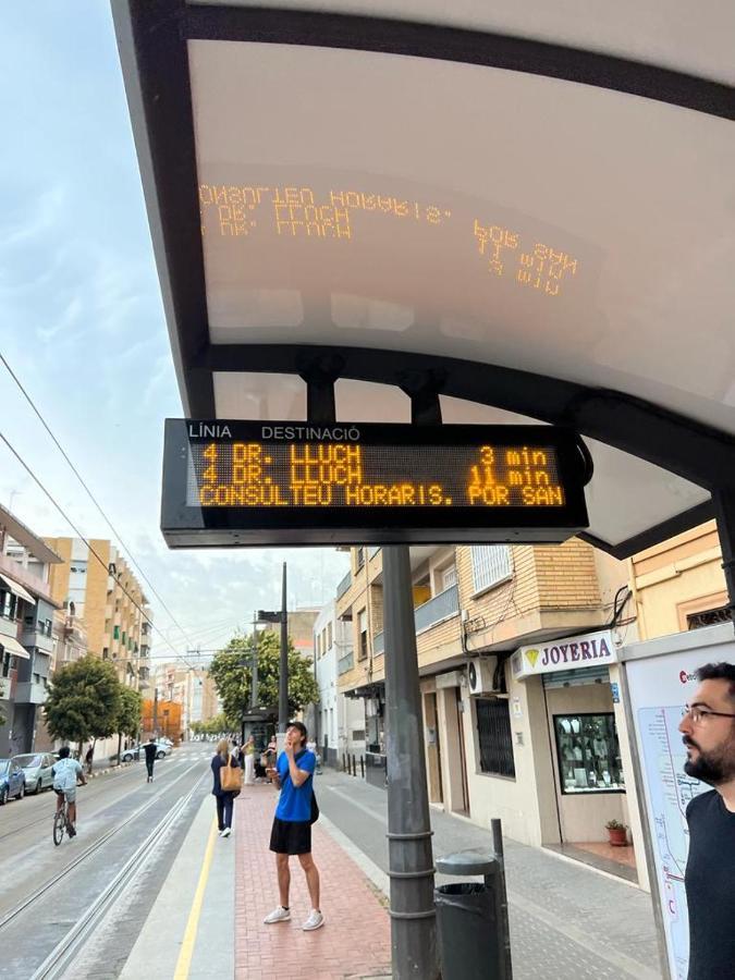 Esmeralda Apartment With Free Private Underground Parking Valencia Luaran gambar