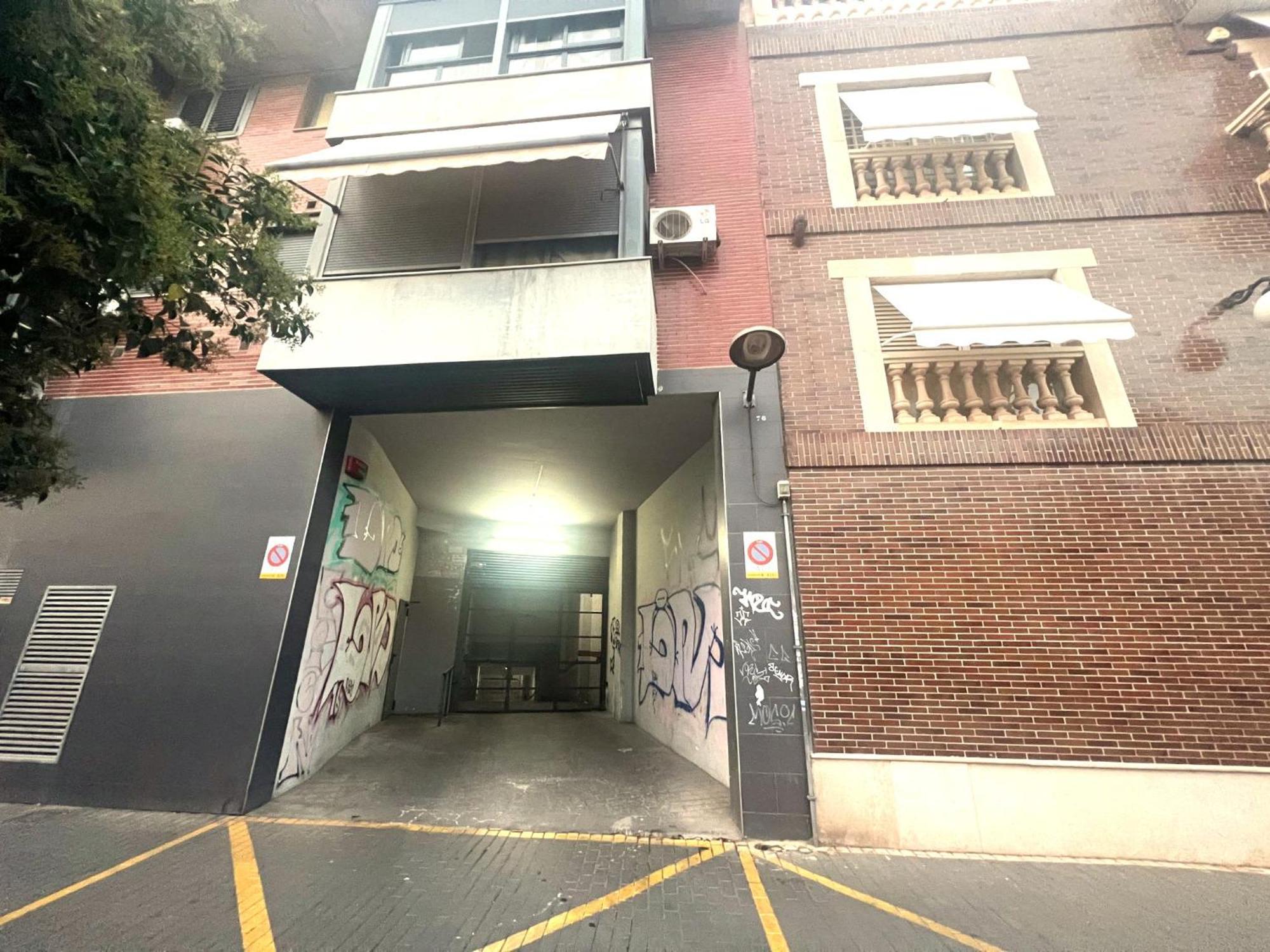 Esmeralda Apartment With Free Private Underground Parking Valencia Luaran gambar