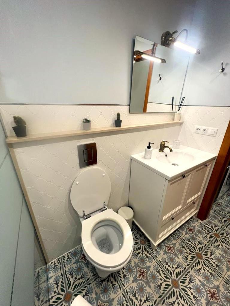 Esmeralda Apartment With Free Private Underground Parking Valencia Luaran gambar