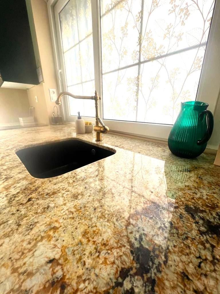Esmeralda Apartment With Free Private Underground Parking Valencia Luaran gambar